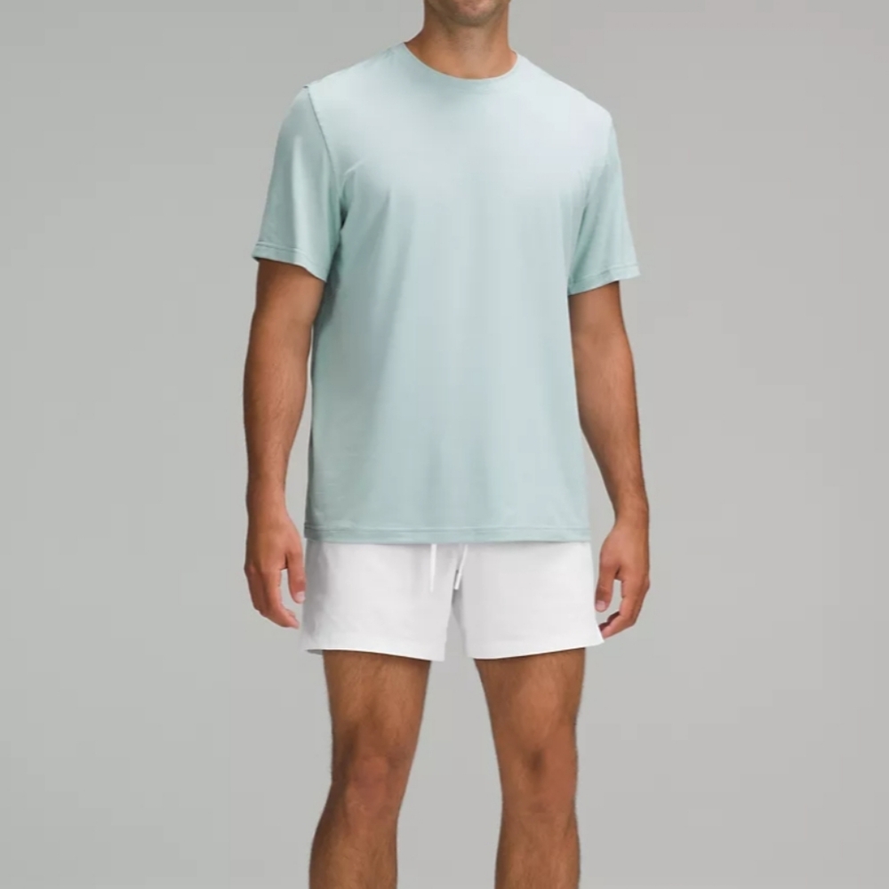 Men's Lululemon athletic lined shorts size small